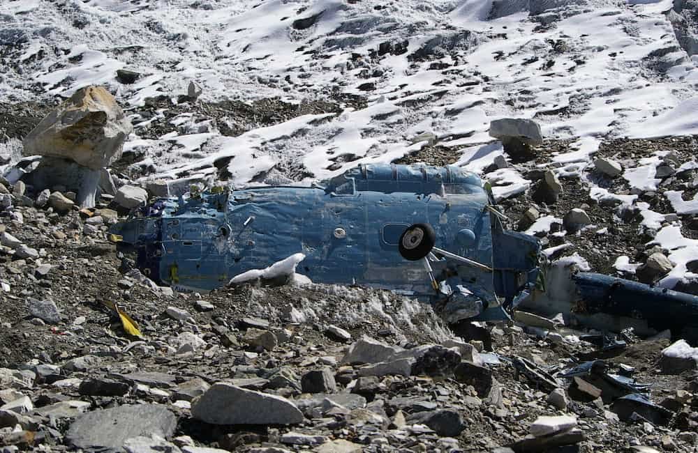 Helicopter-crashes-in-Nepal